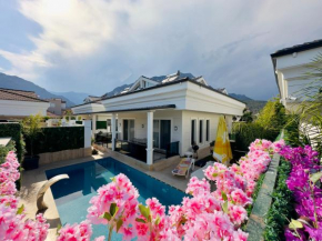 Kemer Vıllas De LLuvia